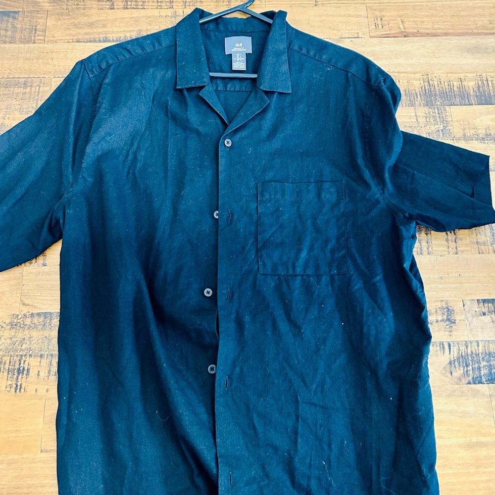 H&M Linen Black Short Sleeve Shirt